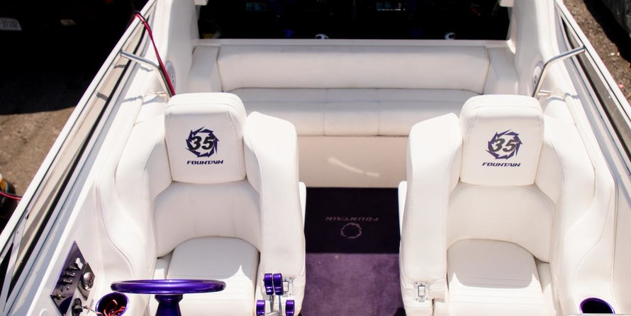 Fountain fountain 47 lightning