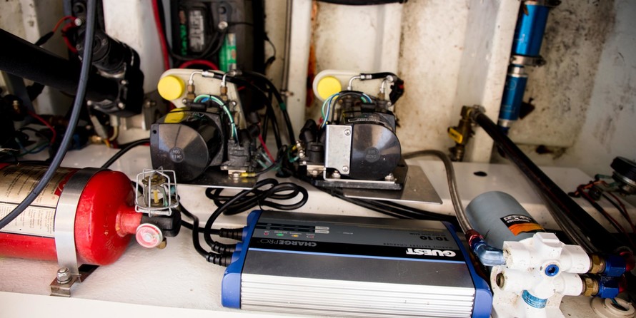 Fountain fountain 47 lightning