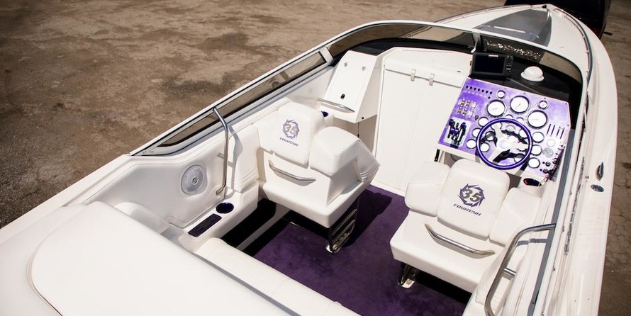 Fountain fountain 47 lightning