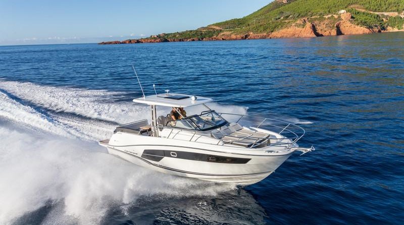 Jeanneau Cap Camarat 10.5 WA Series 2