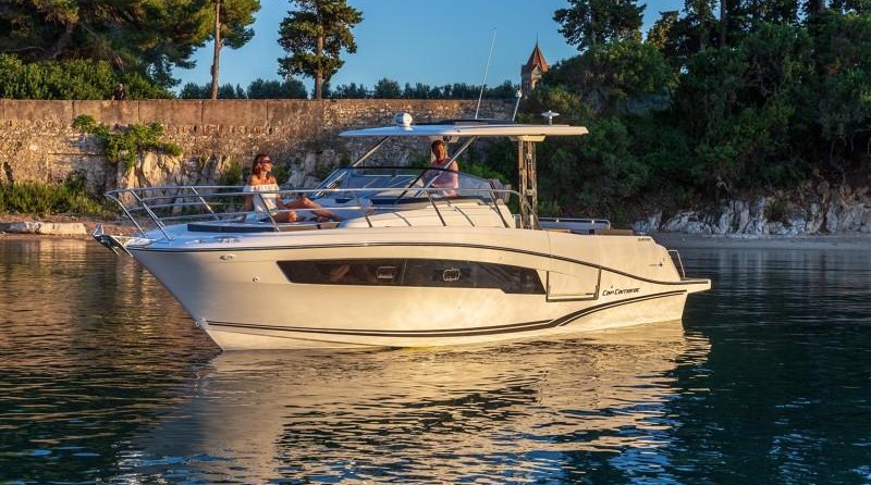 Jeanneau Cap Camarat 10.5 WA Series 2