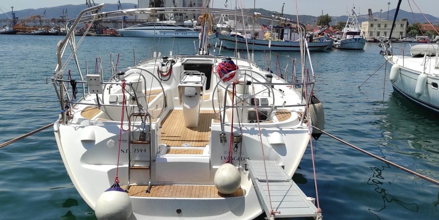 Sun Odyssey 43