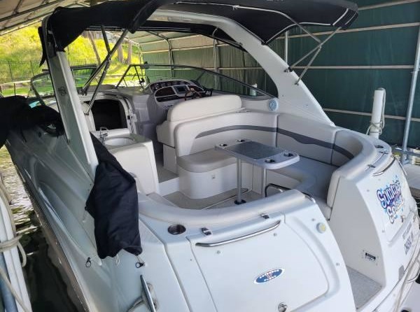 Chaparral 330 Signature