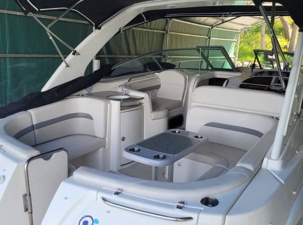 Chaparral 330 Signature