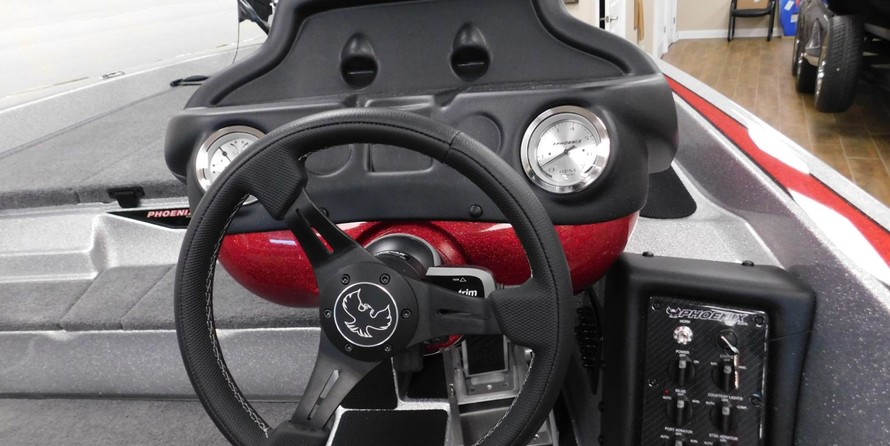 Lund Boats 1875 Pro-V Bass