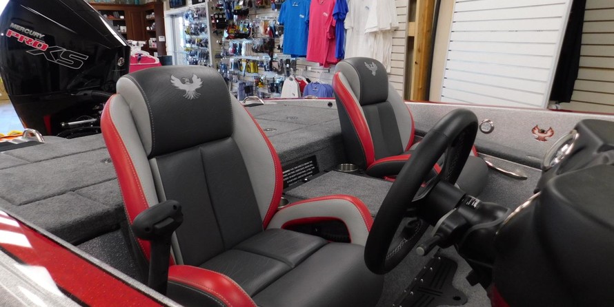 Lund Boats 1875 Pro-V Bass