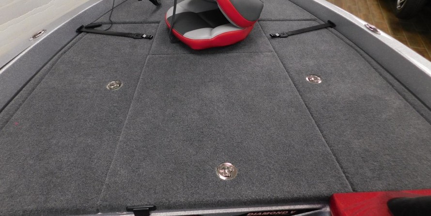 Lund Boats 1875 Pro-V Bass