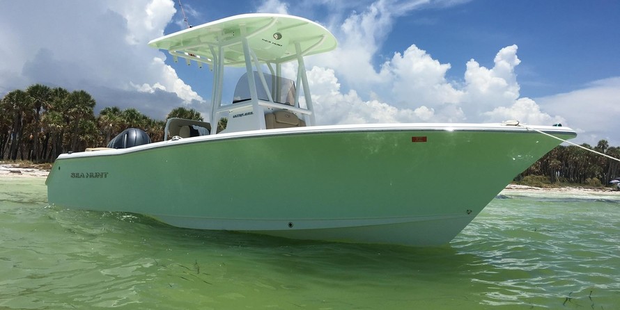 Sea Ray hunt ultra 211