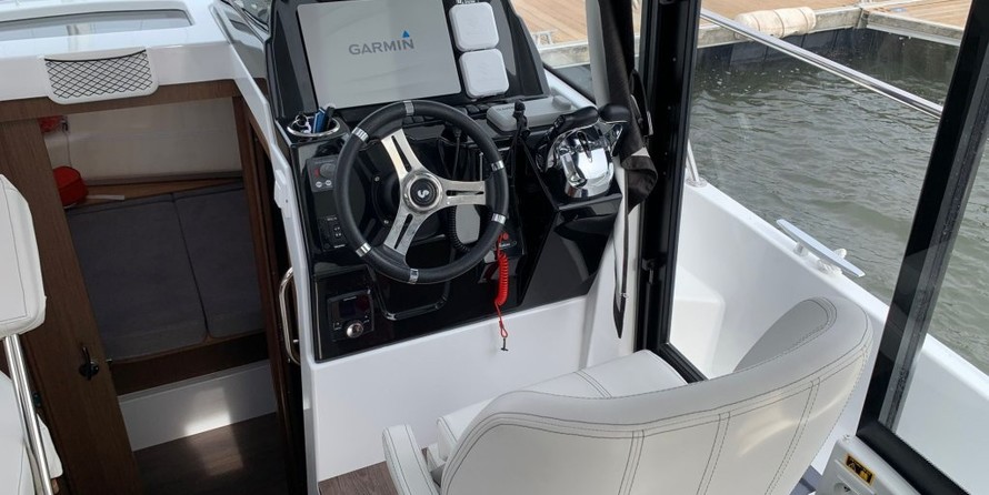 Beneteau Antares 9 OB