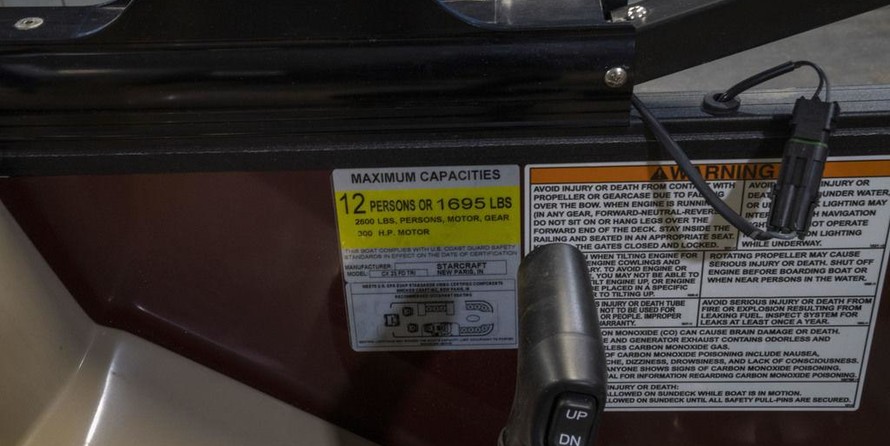 Starcraft Marine Fish EX 22 FD