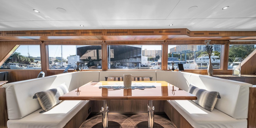 Broward Raised Pilothouse