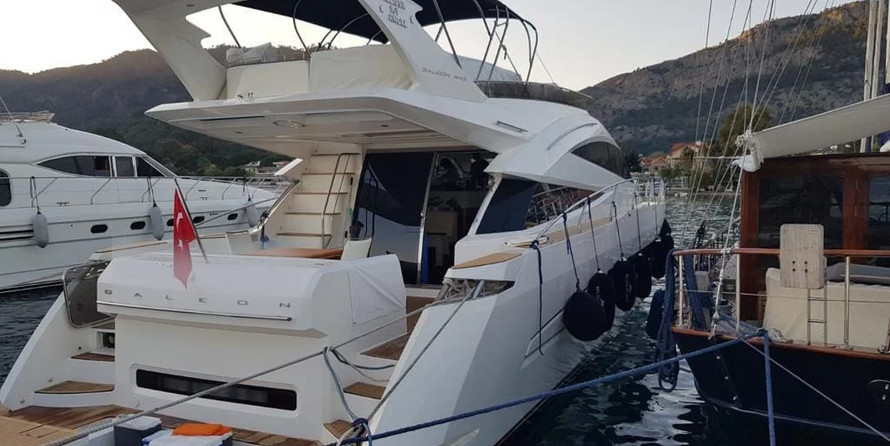 Galeon 640 FLY
