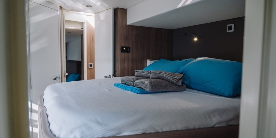 Bali 4.8 OW - 3 + 1 cab.