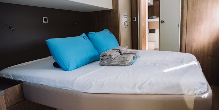 Bali 4.8 OW - 3 + 1 cab.