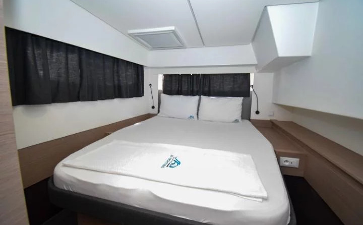 Fountaine Pajot Elba 45