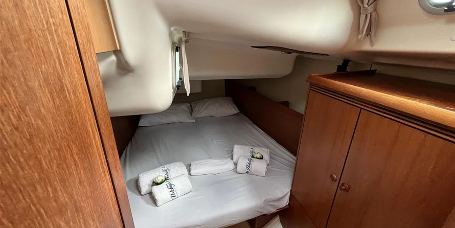 Sun Odyssey 43