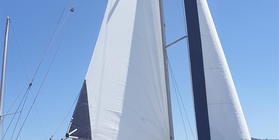 Sun Odyssey 43