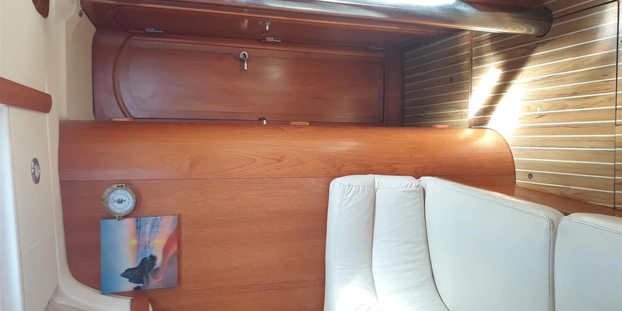 Sun Odyssey 43
