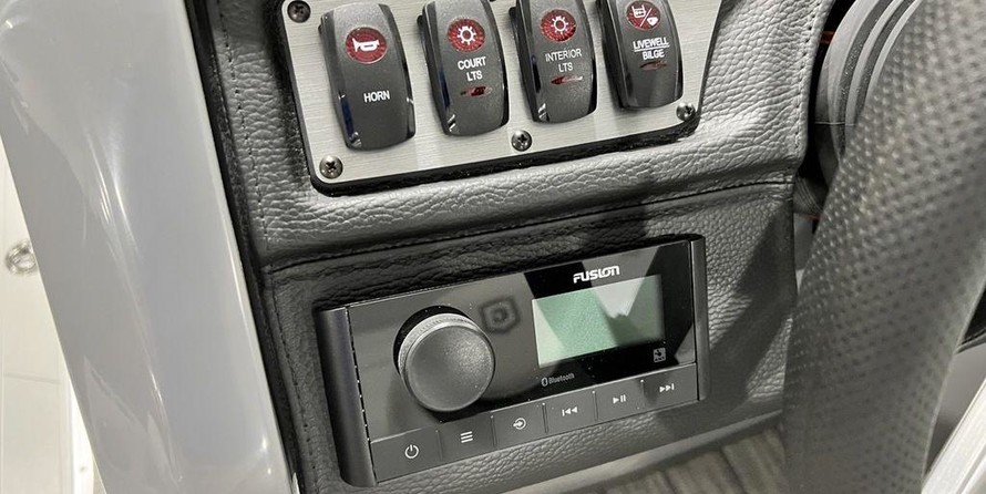 Hinckley Center Console 29