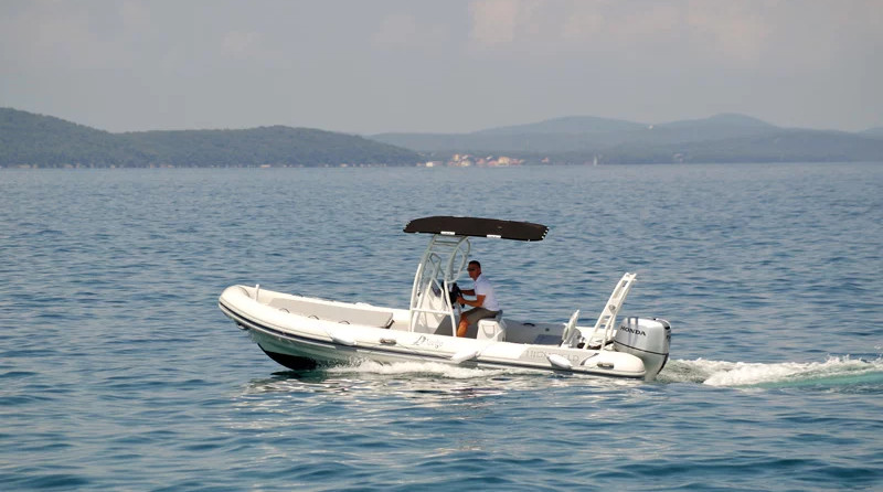 Highfield Patrol 660