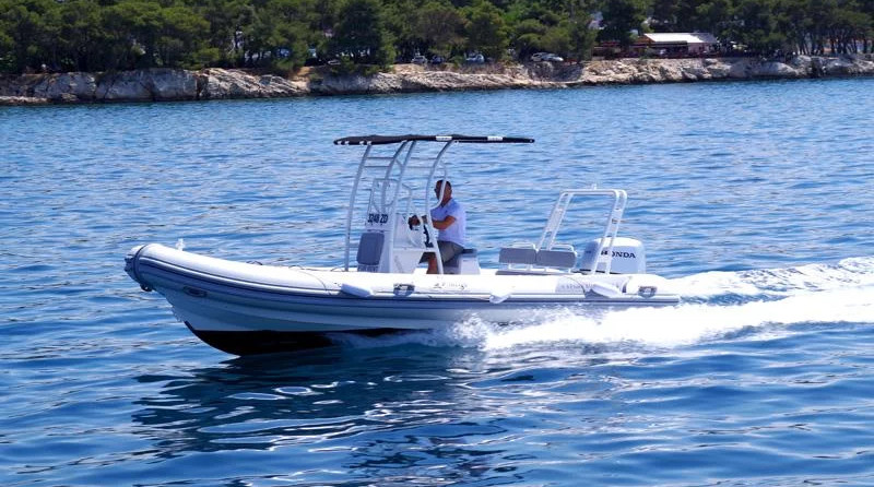 Highfield Patrol 660