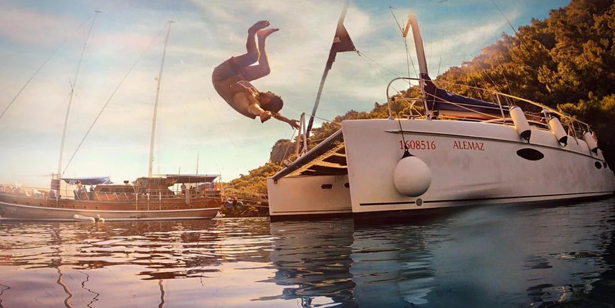 Fountaine Pajot Lavezzi 40