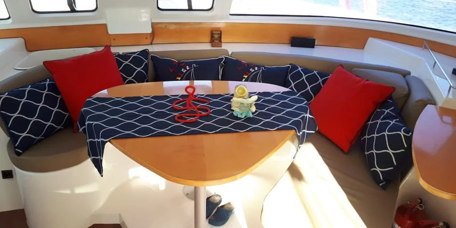 Fountaine Pajot Lavezzi 40