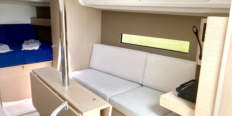 Beneteau Oceanis 30.1
