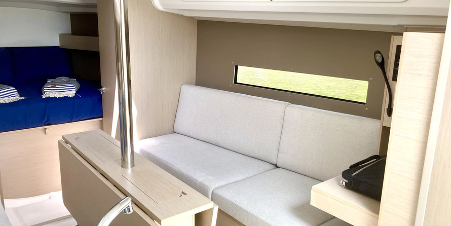 Beneteau Oceanis 30.1