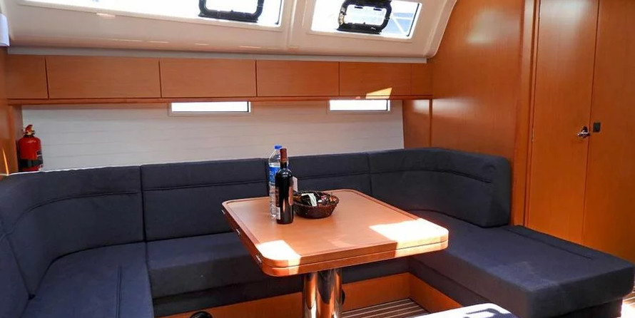 Bavaria Cruiser 51