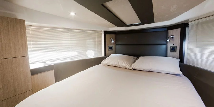 Cranchi M44 HT