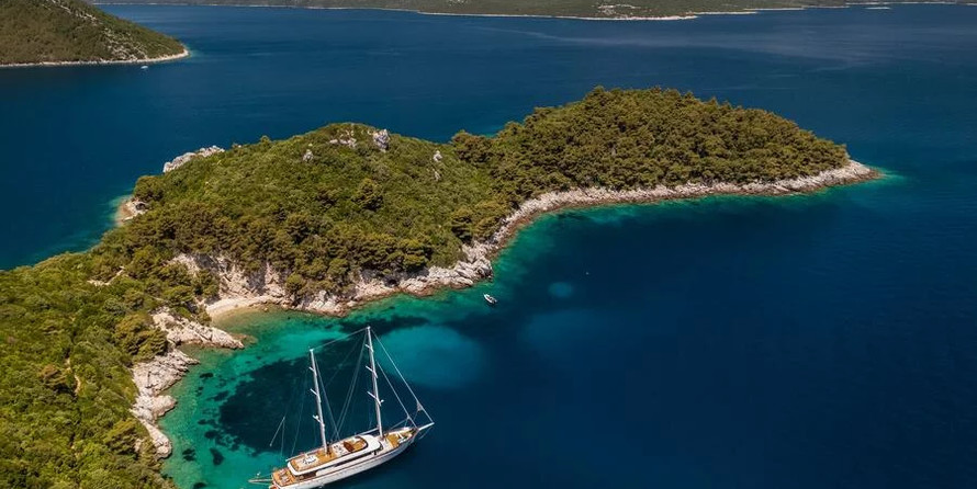 Luxury Sailing Yacht Love Story
