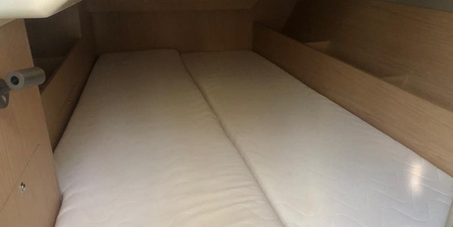 Beneteau Oceanis 41.1