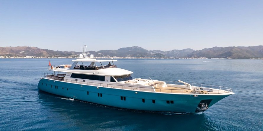 Motoryacht Deepwater