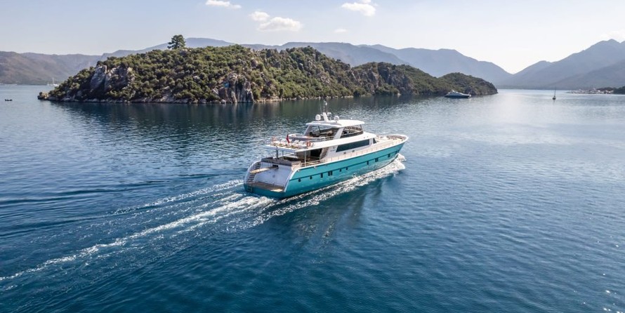 Motoryacht Deepwater