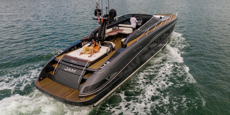Riva 63 Virtus