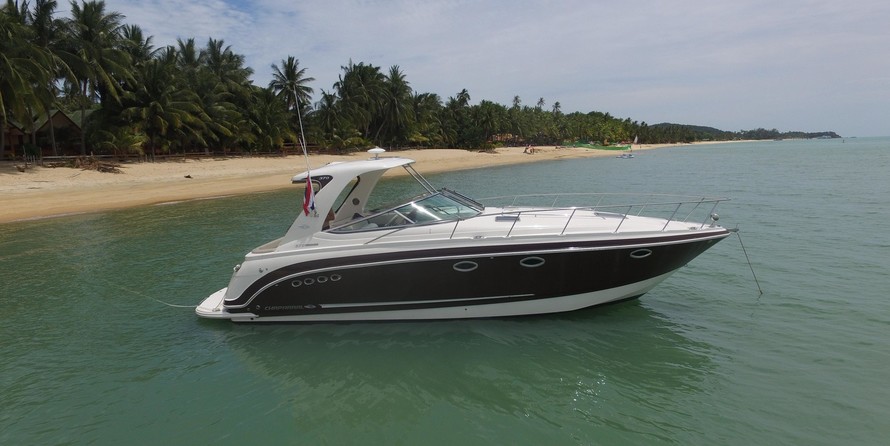 Chaparral 370 Signature Cruiser