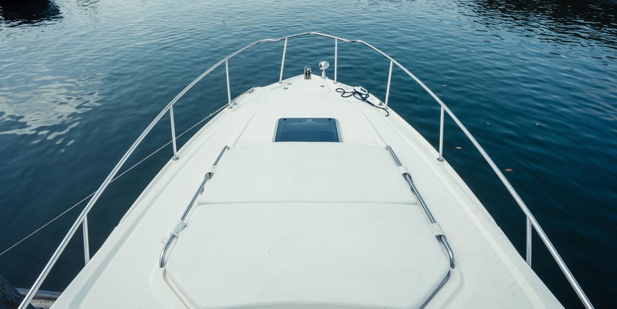 Chaparral 330 Signature