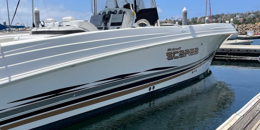 Wellcraft 35 Scarab Center Console