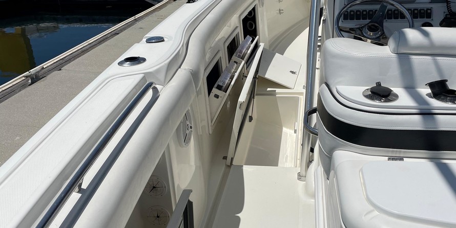 Wellcraft 35 Scarab Center Console