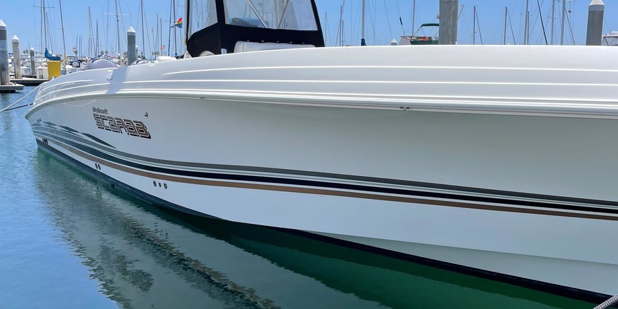 Wellcraft 35 Scarab Center Console