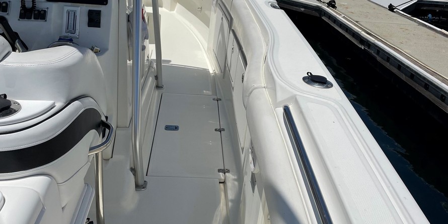 Wellcraft 35 Scarab Center Console