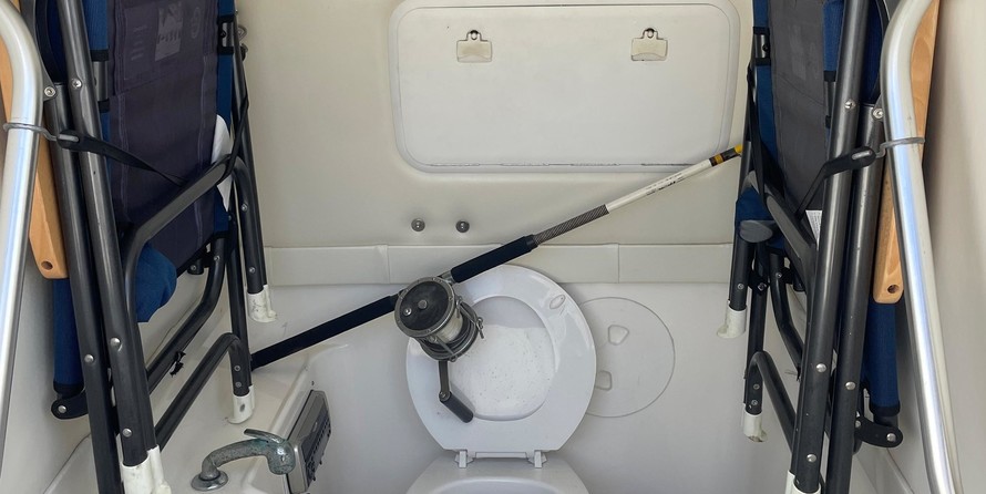 Wellcraft 35 Scarab Center Console