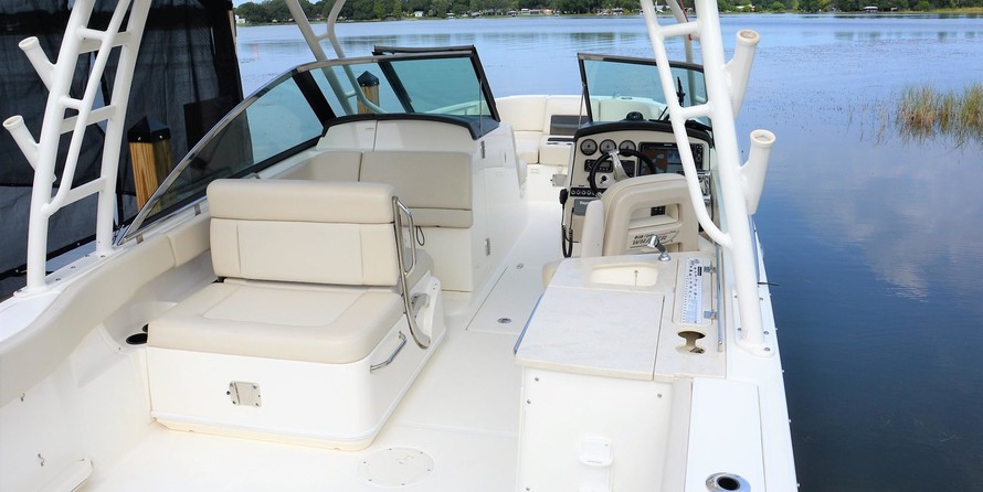 Boston Whaler 270 Vantage