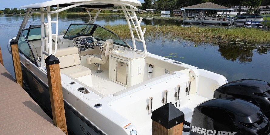 Boston Whaler 270 Vantage