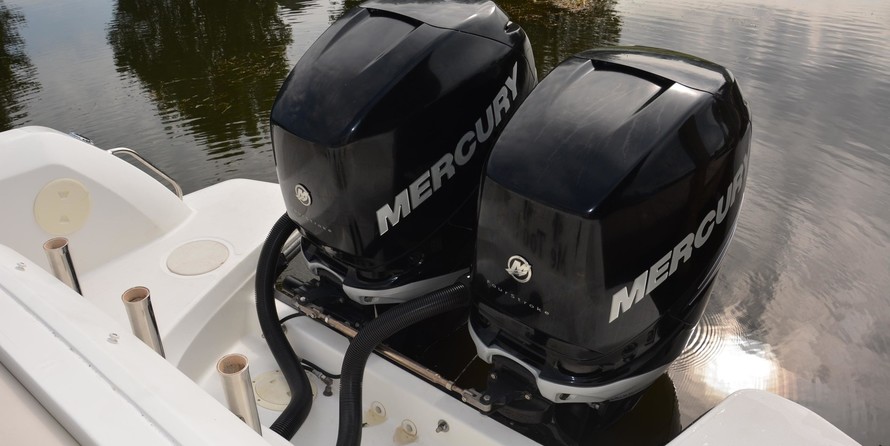 Boston Whaler 270 Vantage