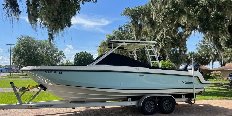Boston Whaler 270 Vantage