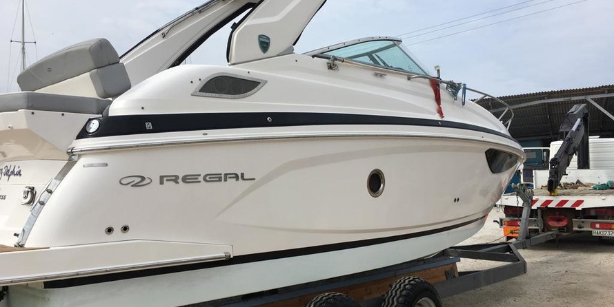 Regal 28 Express