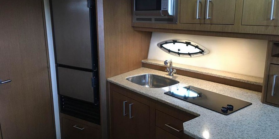 Carver 36 Mariner