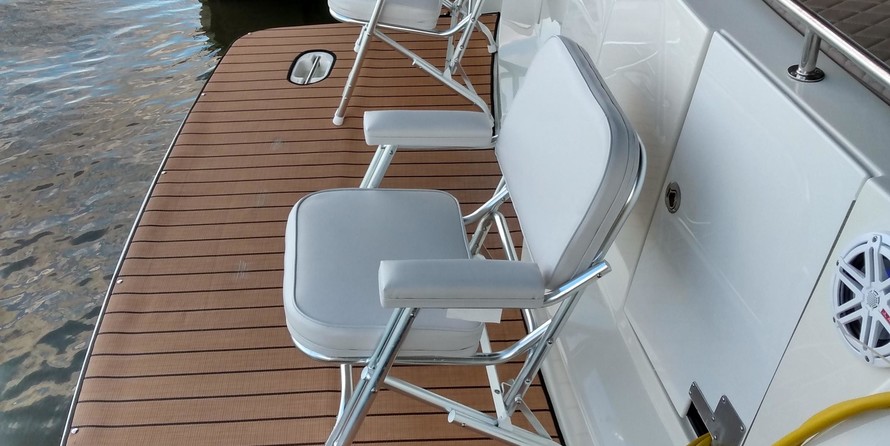 Carver 36 Mariner